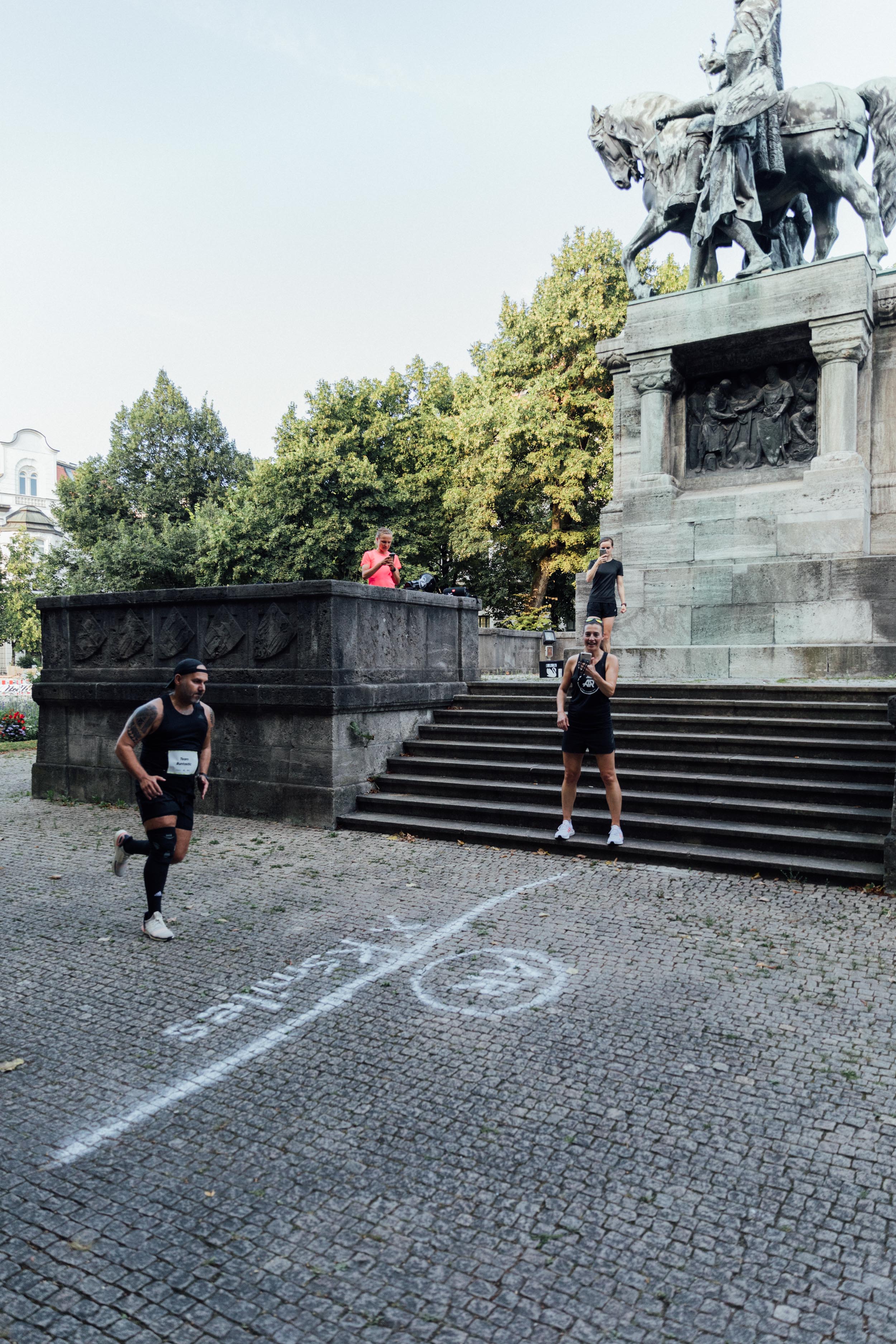 Community-Moment beim CATCH Lauf in München