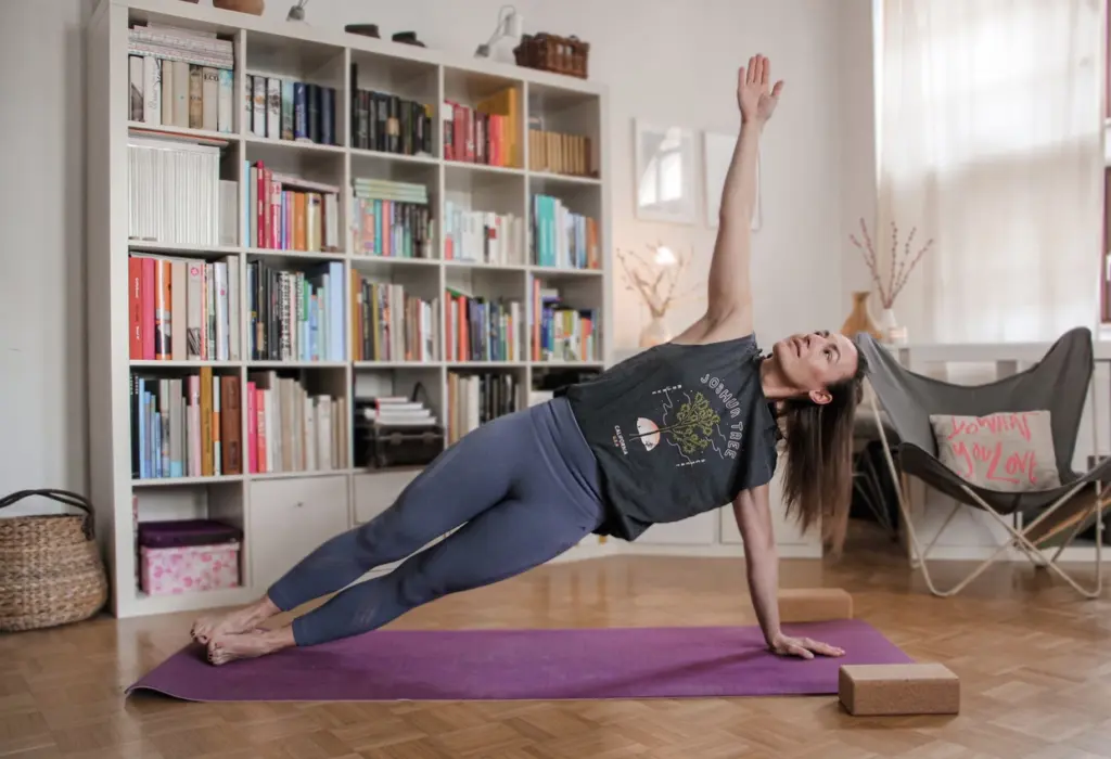 Yoga Flow für Trailrunning zur Förderung von Beweglichkeit und Stabilität