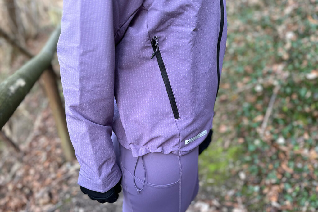 Conquer the Elements Jacke