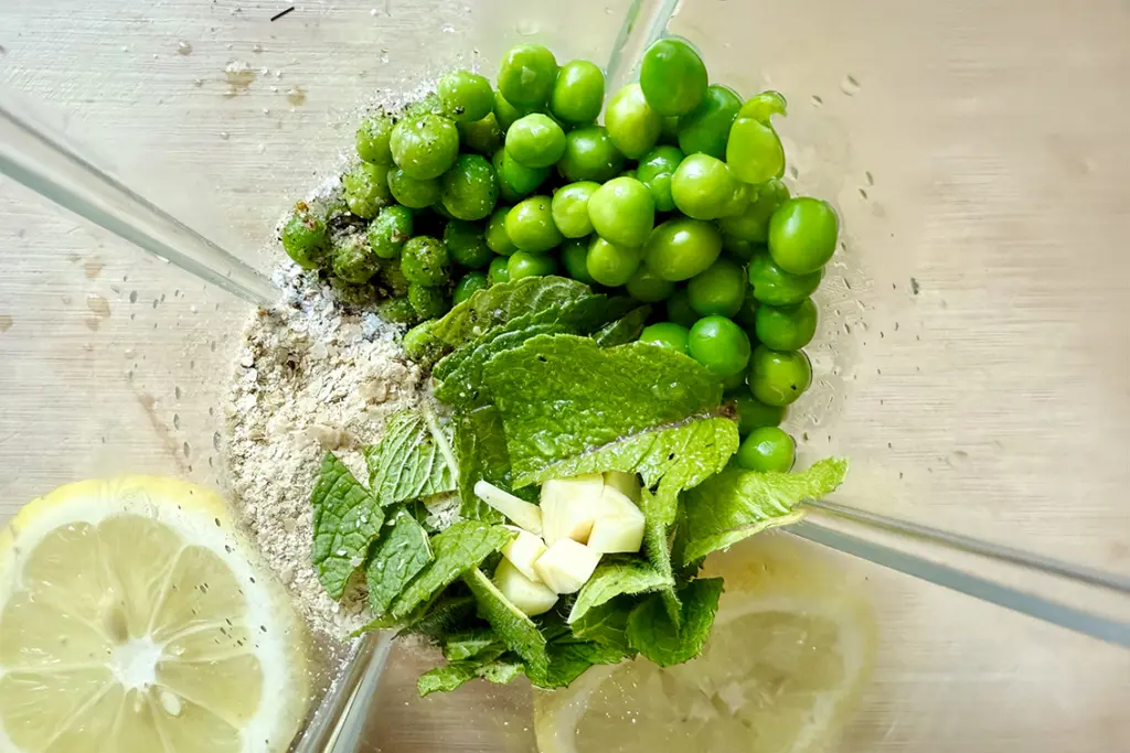 Peamole